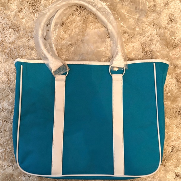 Cute lancome tote! NWT! - Picture 1 of 5